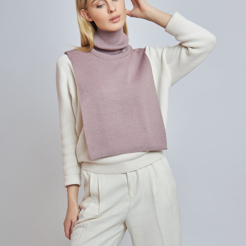 Turtleneck 01